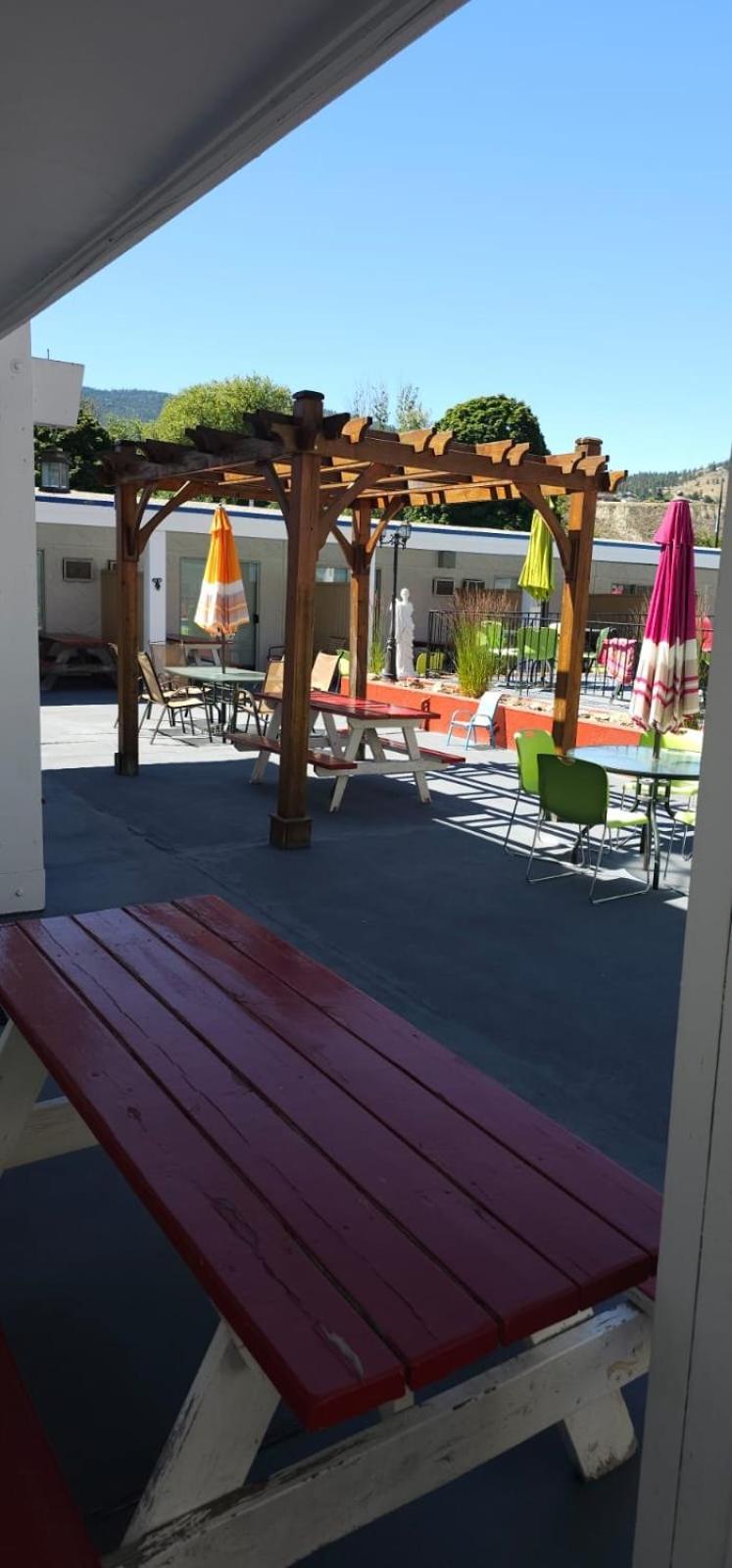 Riverside Motel Penticton Luaran gambar