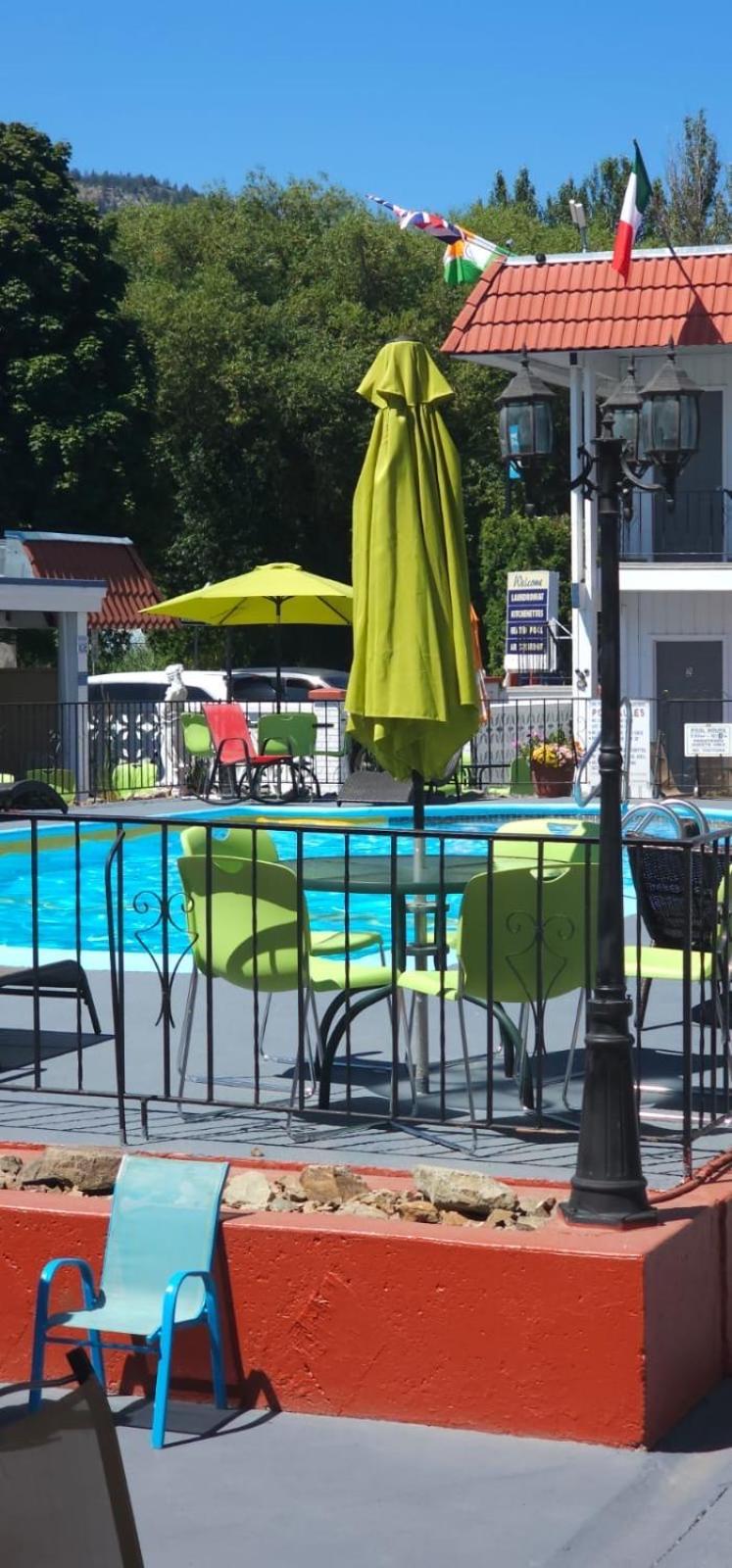 Riverside Motel Penticton Luaran gambar