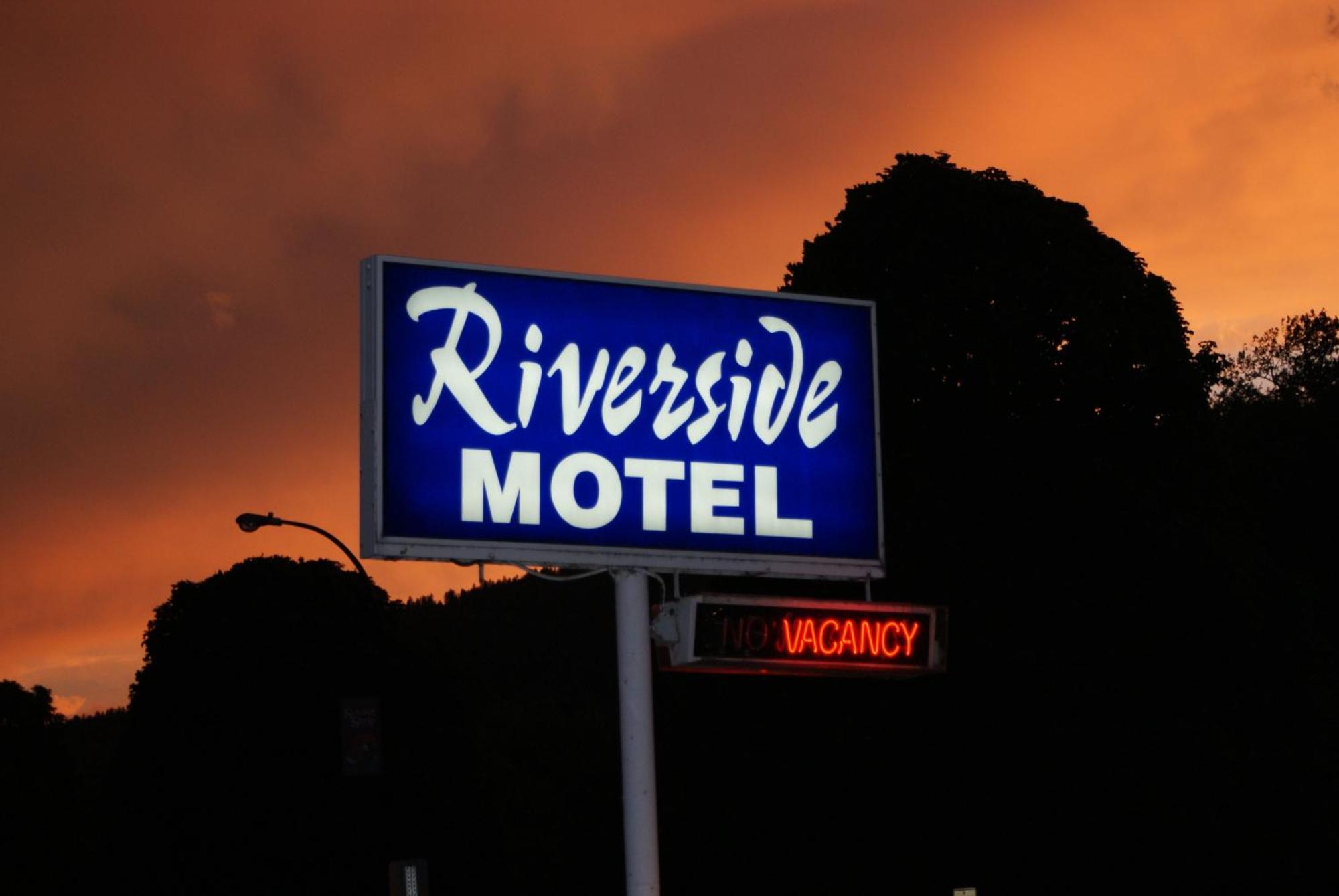 Riverside Motel Penticton Luaran gambar